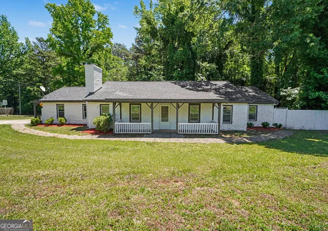 Photo 1 of Single family home for sale at 592 Henderson Rd, Jonesboro, GA 30238 | MLS# 10782606 | Listing updated on 2026-09-04
