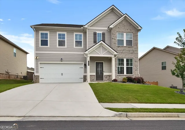 Photo 2 of Single family home for sale at 3020 Greg Trl, Fayetteville, GA 30214 | MLS# 10775129 | Listing updated on 2026-08-11