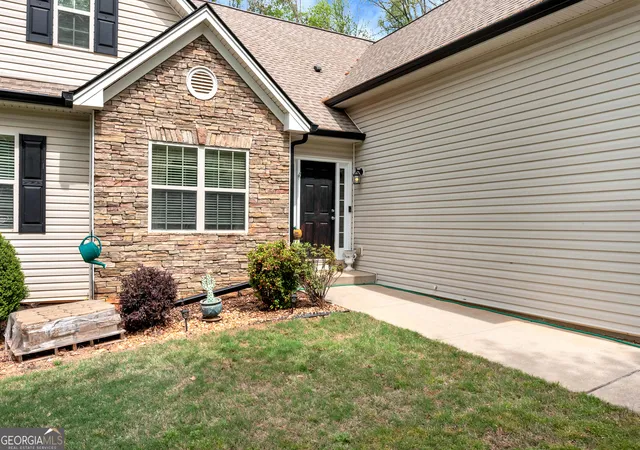 Photo 2 of Single family home for sale at 232 Cypress Dr, Jefferson, GA 30549 | MLS# 10727393 | Listing updated on 2026-08-19
