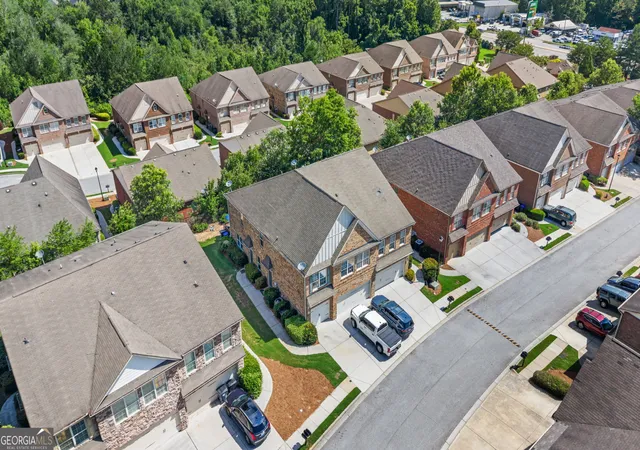 Photo 3 of Townhouse for sale at 805 Pleasant Hl Rd Nw #131, Lilburn, GA 30047 | MLS# 10798317 | Listing updated on 2026-09-13