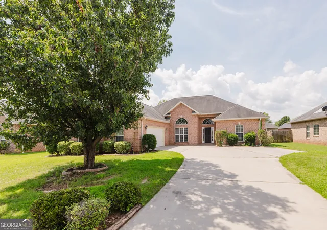 2nd image of 104 Downshire Wy, Warner Robins, GA 31088 | MLS# 10803707