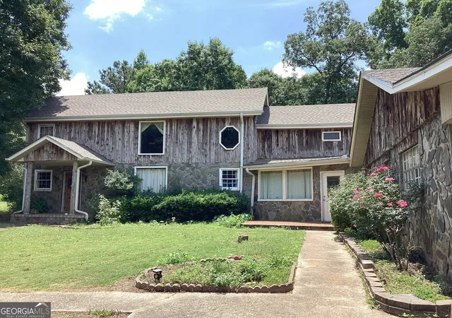 Homes for sale in Barnesville, GA | 220 Ennis Rd, Barnesville, GA 30204 | MLS# 10782949