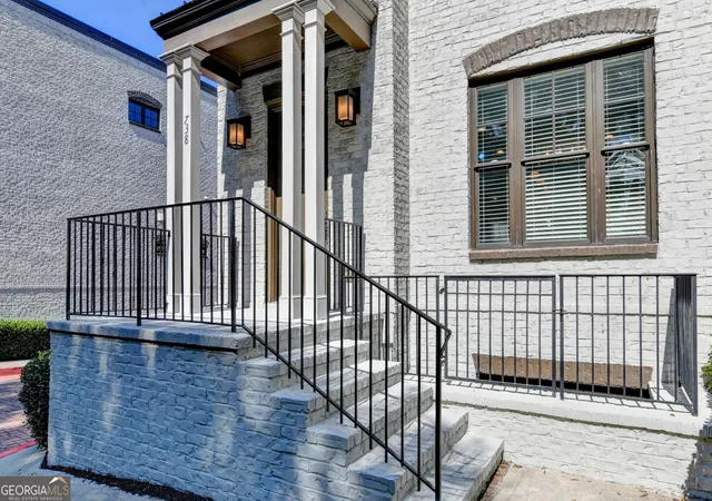 Photo 2 of Townhouse for sale at 738 Taylor Ct Ne #1, Atlanta, GA 30324 | MLS# 10820155 | Listing updated on 2026-09-30