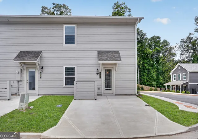 Photo 3 of Townhouse for sale at 265 Maddux St #LOT 17, Fayetteville, GA 30214 | MLS# 10836234 | Listing updated on 2026-09-14