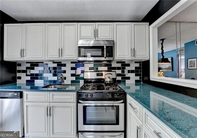 5th image of 709 River Run Dr, Sandy Springs, GA 30350 | MLS# 10808950