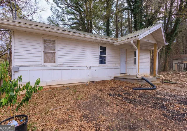 Photo 2 of Single family home for sale at 251 Killian St, Canton, GA 30114 | MLS# 10476176 | Listing updated on 2026-09-02