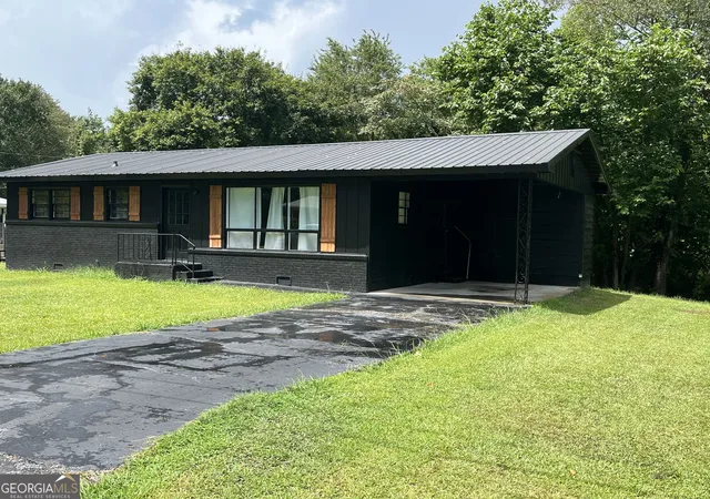 Photo 2 of Single family home for sale at 85 Rollins Dr, Summerville, GA 30747 | MLS# 10827568 | Listing updated on 2026-09-16