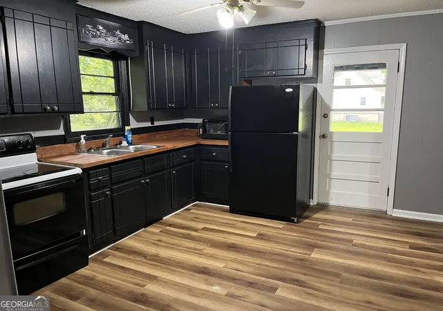 Photo 3 of Single family home for sale at 85 Rollins Dr, Summerville, GA 30747 | MLS# 10827568 | Listing updated on 2026-09-16