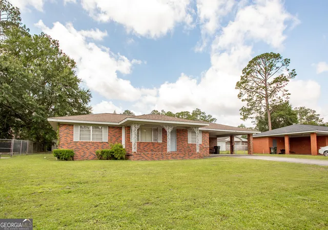 Homes for sale in Waycross, GA | 705 Beville St, Waycross, GA 31501 | MLS# 10796855