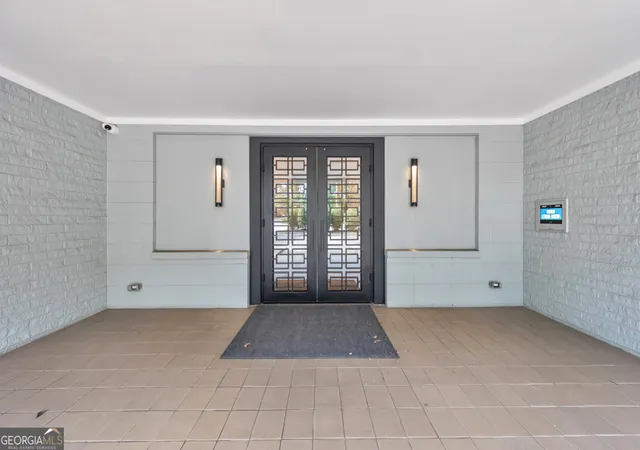 Photo 2 of Condo for sale at 3655 Peachtree Rd NE #101, Atlanta, GA 30319 | MLS# 10805303 | Listing updated on 2026-09-14