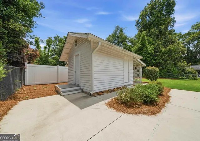 Homes for sale in Eatonton, GA | 101 Dogwood Ln, Eatonton, GA 31024 | MLS# 10794737