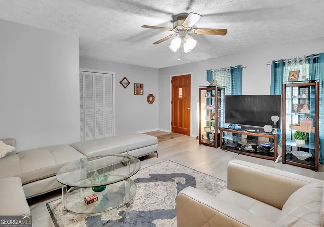 4th image of 528 Old Tucker Rd, Stone Mountain, GA 30087 | MLS# 10806859