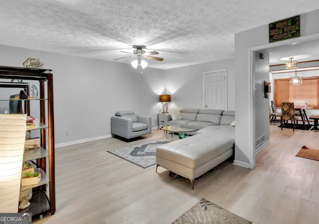 5th image of 528 Old Tucker Rd, Stone Mountain, GA 30087 | MLS# 10806859