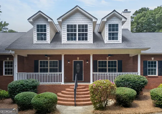 Photo 3 of Single family home for sale at 276 Harbour Shores Dr, Jackson, GA 30233 | MLS# 10832954 | Listing updated on 2026-09-17