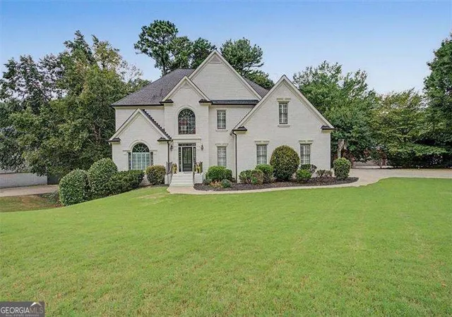 Photo 3 of Single family home for sale at 1367 Winborn Cir Nw, Kennesaw, GA 30152 | MLS# 10828557 | Listing updated on 2026-09-02