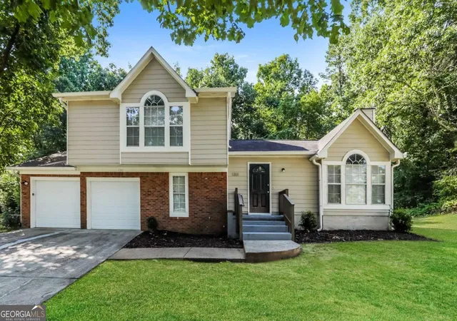 Photo 1 of Single family home for sale at 1361 Wrens Ct, Jonesboro, GA 30238 | MLS# 10820385 | Listing updated on 2026-09-13