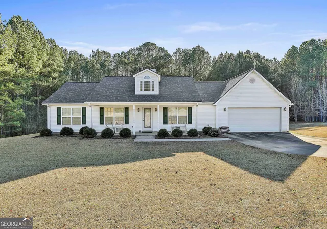 Photo 1 of Sale Pending at 450 Mckoy Rd, Newnan, GA 30263 | MLS# 10666108 | Listing updated on 2026-01-12