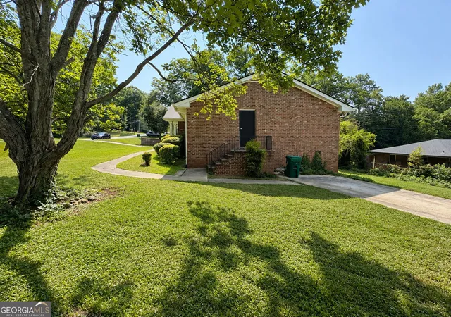 2nd image of 3655 Aldea Dr, Decatur, GA 30032 | MLS# 10794090