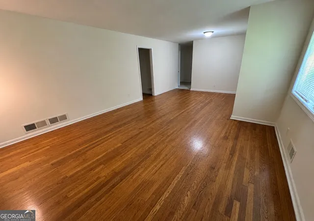 5th image of 3655 Aldea Dr, Decatur, GA 30032 | MLS# 10794090