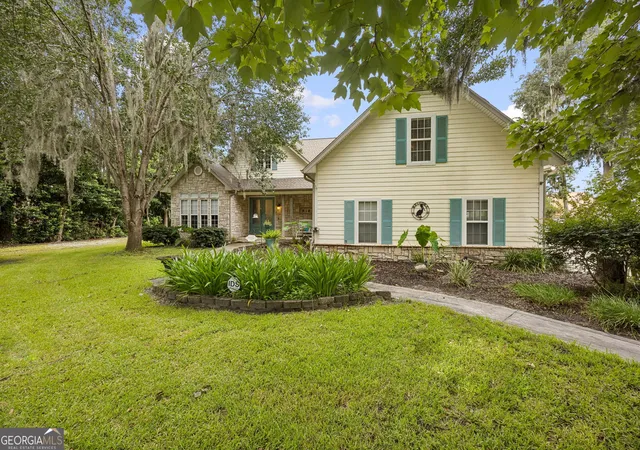 2nd image of 819 Baytree Cir, Saint Marys, GA 31558 | MLS# 10819791