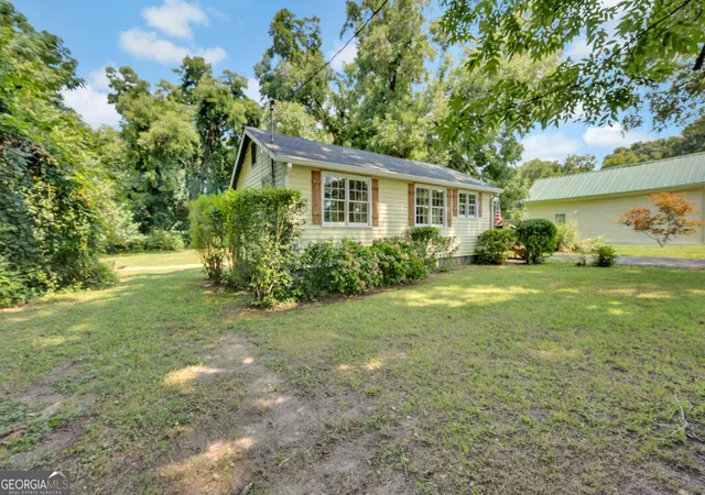 2nd image of 131 S Johnson St, Newborn, GA 30056 | MLS# 10817784