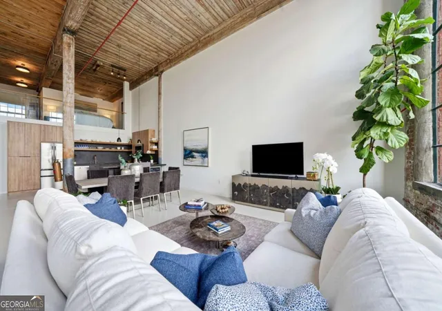 Photo 4 of Condo for sale at 170 Boulevard SE #309E, Atlanta, GA 30312 | MLS# 10791148 | Listing updated on 2026-09-03