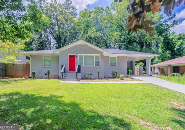 Photo 1 of Sale Pending at 1951 La Mesa Ln, Decatur, GA 30032 | MLS# 10788095 | Listing updated on 2026-09-23