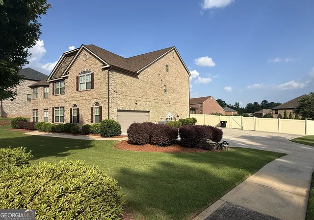 Homes for sale in Stockbridge, GA | 105 Way Point Dr, Stockbridge, GA 30281 | MLS# 10784325