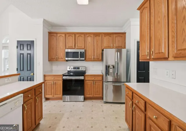3rd image of 400 Kyle Ct, Fayetteville, GA 30215 | MLS# 10782526