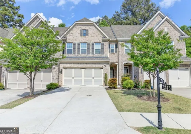 Homes for sale in Cumming, GA | 7245 Heritage Oak Ct, Cumming, GA 30040 | MLS# 10740987