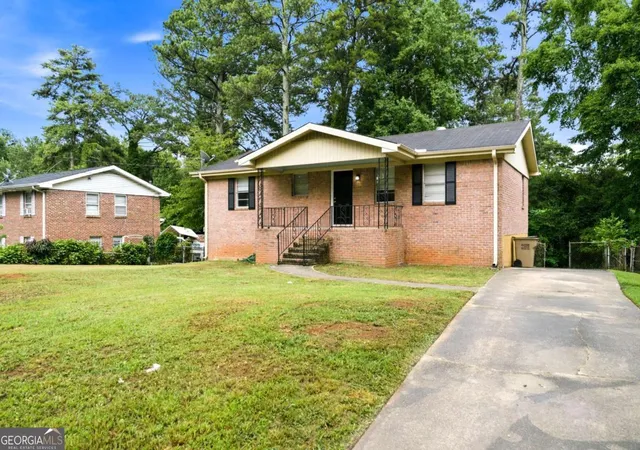 Photo 1 of Single family home for sale at 997 Pineglen Dr, Forest Park, GA 30297 | MLS# 10807246 | Listing updated on 2026-09-12