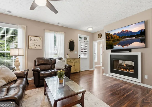 Photo 3 of Single family home for sale at 306 Chamberlyn Ln, Hiram, GA 30141 | MLS# 10831066 | Listing updated on 2026-09-19
