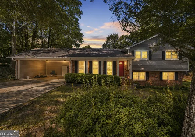 Photo 2 of Sale Pending at 3150 Misty Valley Ct, Macon, GA 31204 | MLS# 10797335 | Listing updated on 2026-08-25