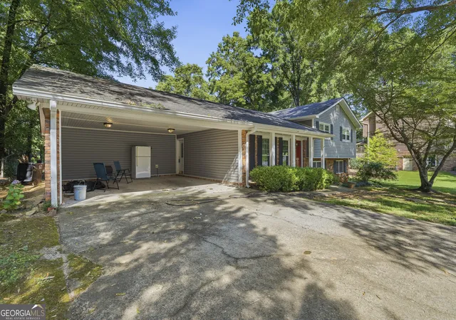 Photo 3 of Sale Pending at 3150 Misty Valley Ct, Macon, GA 31204 | MLS# 10797335 | Listing updated on 2026-08-25