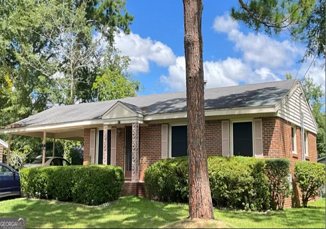 Homes for sale in Albany, GA | 627 Harmon Ave, Albany, GA 31701 | MLS# 10791250