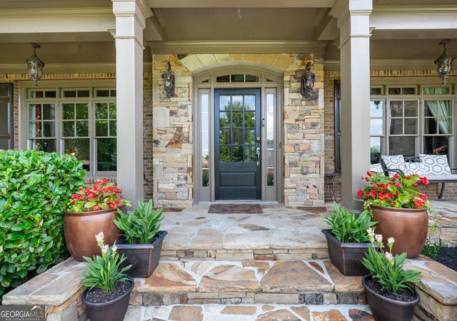 Photo 3 of Single family home for sale at 125 Ridge View Ct, Acworth, GA 30101 | MLS# 10799124 | Listing updated on 2026-08-23