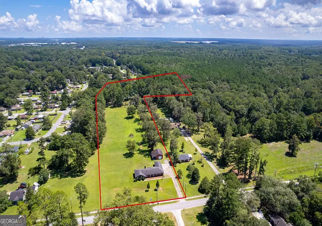 Photo 3 of Single family home for sale at 1324 S Rogers St, Pooler, GA 31322 | MLS# 10649942 | Listing updated on 2026-01-11