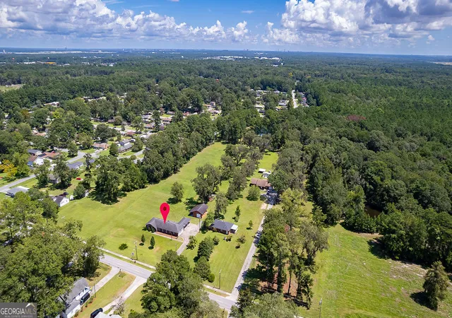 Photo 3 of Single family home for sale at 1324 S Rogers St, Pooler, GA 31322 | MLS# 10649942 | Listing updated on 2026-01-11