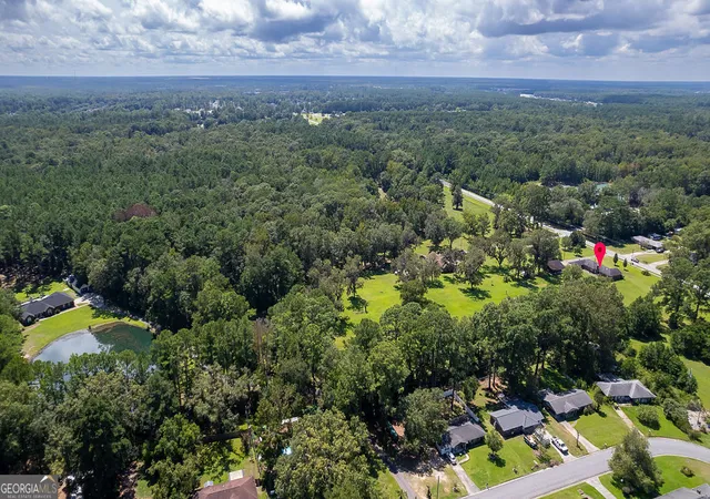 Photo 4 of Single family home for sale at 1324 S Rogers St, Pooler, GA 31322 | MLS# 10649942 | Listing updated on 2026-01-11