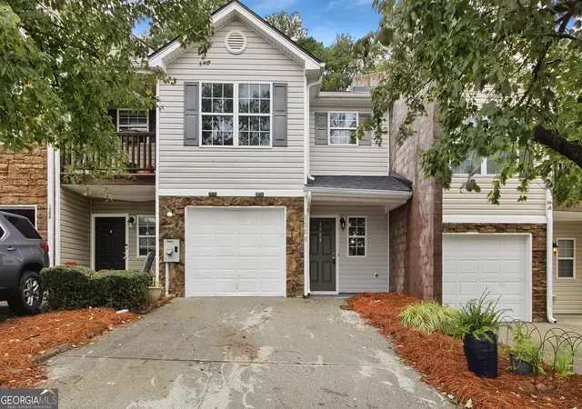 Photo 1 of Townhouse for sale at 1508 Box Cir, Winder, GA 30680 | MLS# 10872576 | Listing updated on 2026-10-24