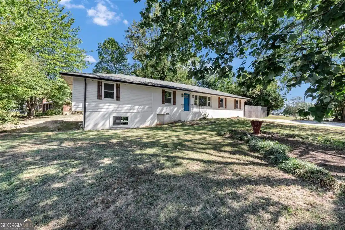 Photo 1 of Single family home for sale at 956 Laurel St, Morrow, GA 30260 | MLS# 10854609 | Listing updated on 2026-10-15