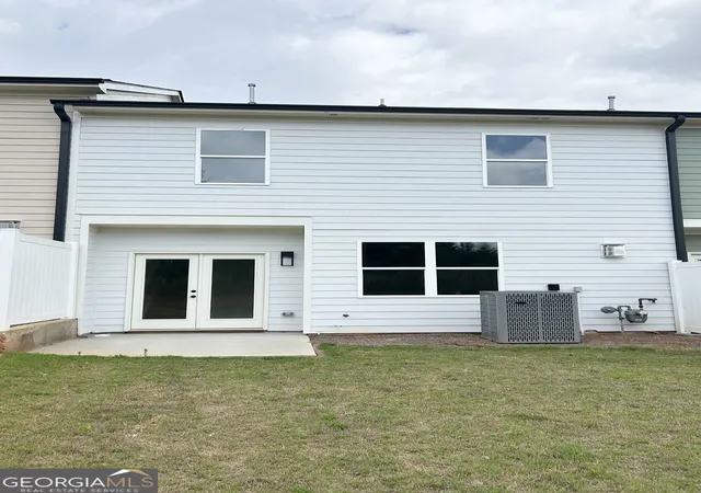 2nd image of 40 Crest Dr #24, Hartwell, GA 30643 | MLS# 10810579