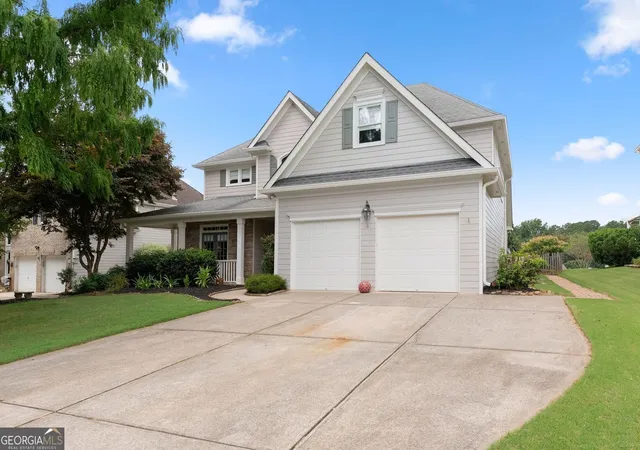 Photo 3 of Single family home for sale at 5305 Glenhaven Dr, Cumming, GA 30041 | MLS# 10811462 | Listing updated on 2026-09-21