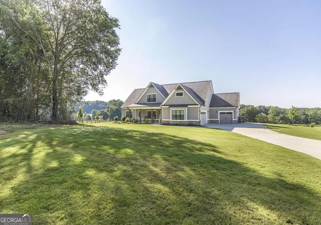 Photo 3 of Single family home for sale at 3994 Jersey Covington Rd, Covington, GA 30014 | MLS# 10836716 | Listing updated on 2026-09-14