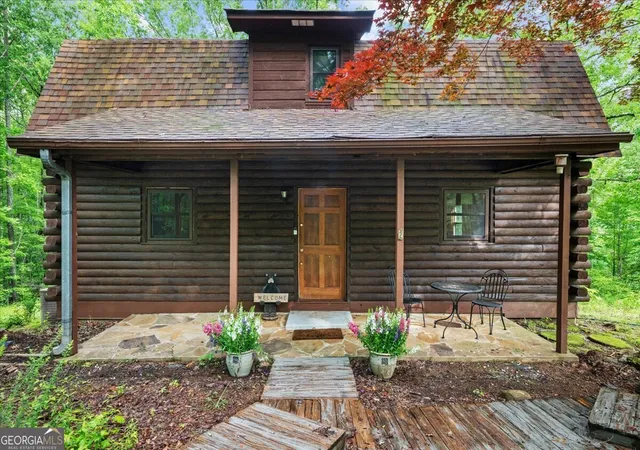 Photo 3 of Single family home for sale at 15 Bailey St, Whitesburg, GA 30185 | MLS# 10654885 | Listing updated on 2026-06-07