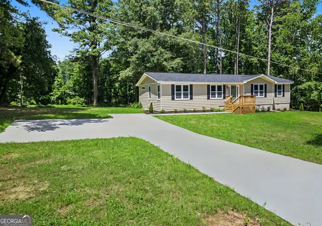 Photo 1 of Single family home for sale at 126 Lucinda Ln, Fayetteville, GA 30214 | MLS# 10813018 | Listing updated on 2026-09-06