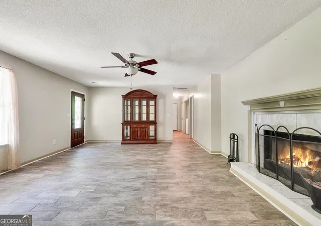 Photo 3 of Sale Pending at 715 Concord Rd, Shady Dale, GA 31085 | MLS# 10757765 | Listing updated on 2026-10-02