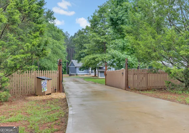 Homes for sale in Rutledge, GA | 1511 Weaver Jones Rd, Rutledge, GA 30663 | MLS# 10788624