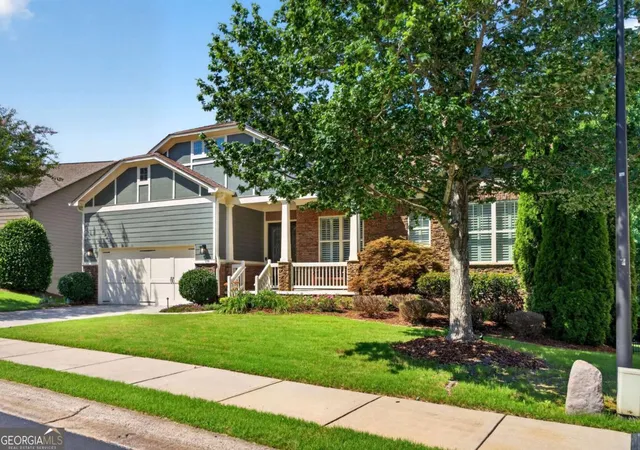 Photo 4 of Single family home for sale at 408 Larkspur Dr, Canton, GA 30114 | MLS# 10815636 | Listing updated on 2026-08-14