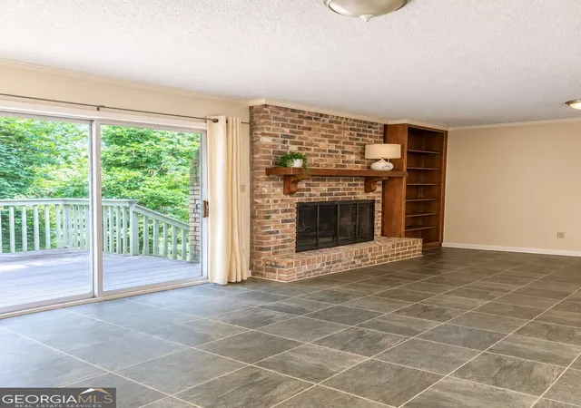 Photo 3 of Sale Pending at 897 Hearthstone Dr, Stone Mountain, GA 30083 | MLS# 10818833 | Listing updated on 2026-09-04